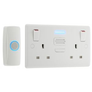 2 gang switched 13A socket with wireless door chime

