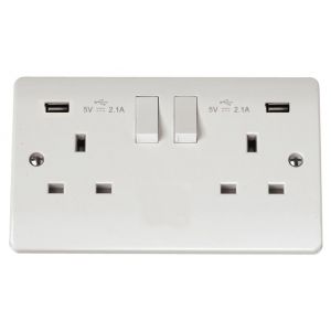 13 Amp Socket Outlets - 2 gang switched + Twin USB