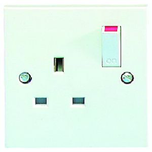 13 Amp Socket outlet - Economy 1 gang switched 